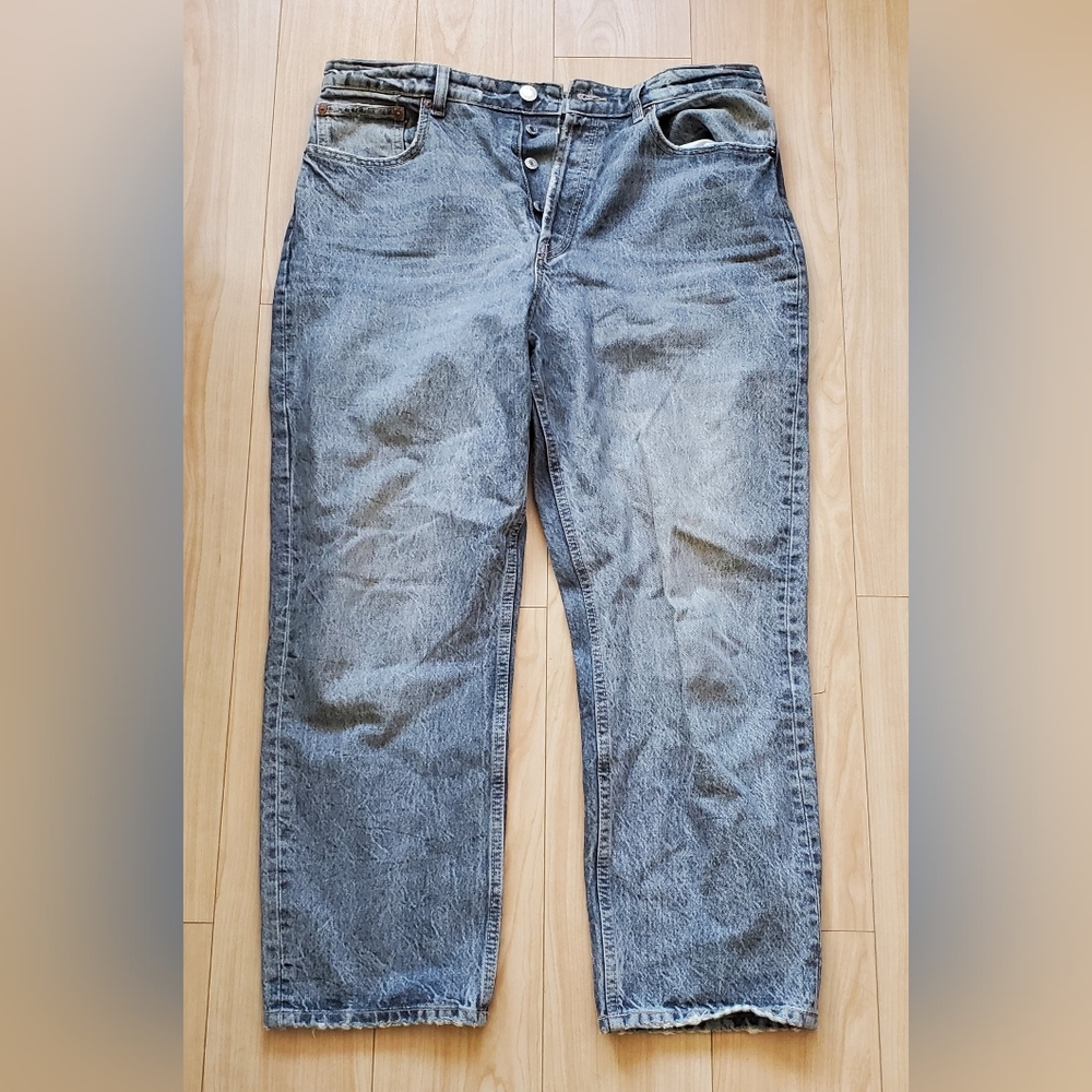Zara button fly Mom Jeans